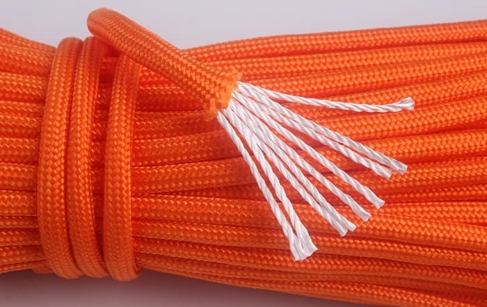 Naše lano pre magnet fishing obsahuje 9 vlákien