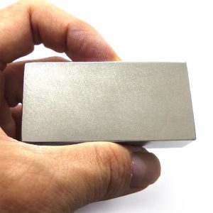 Supersilný NdFeB magnet