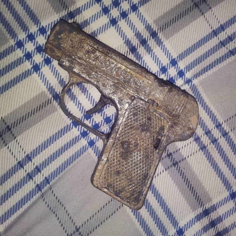 Zbraň objavená magnetom